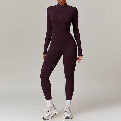 Long-sleeved jumpsuit with zipper