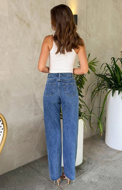 Straight jeans with pearls