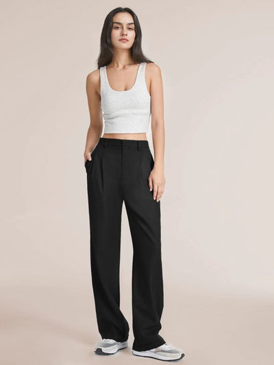 High-waisted wide-legged pants