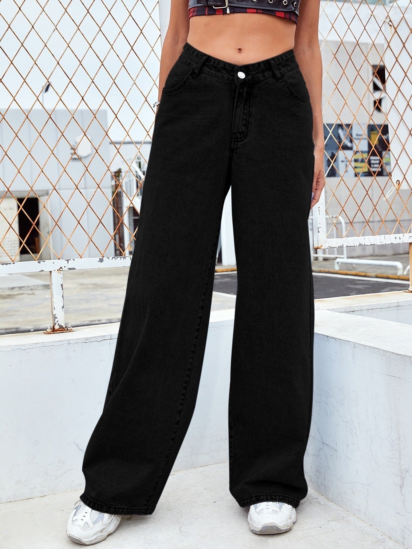 Mid-rise straight jeans